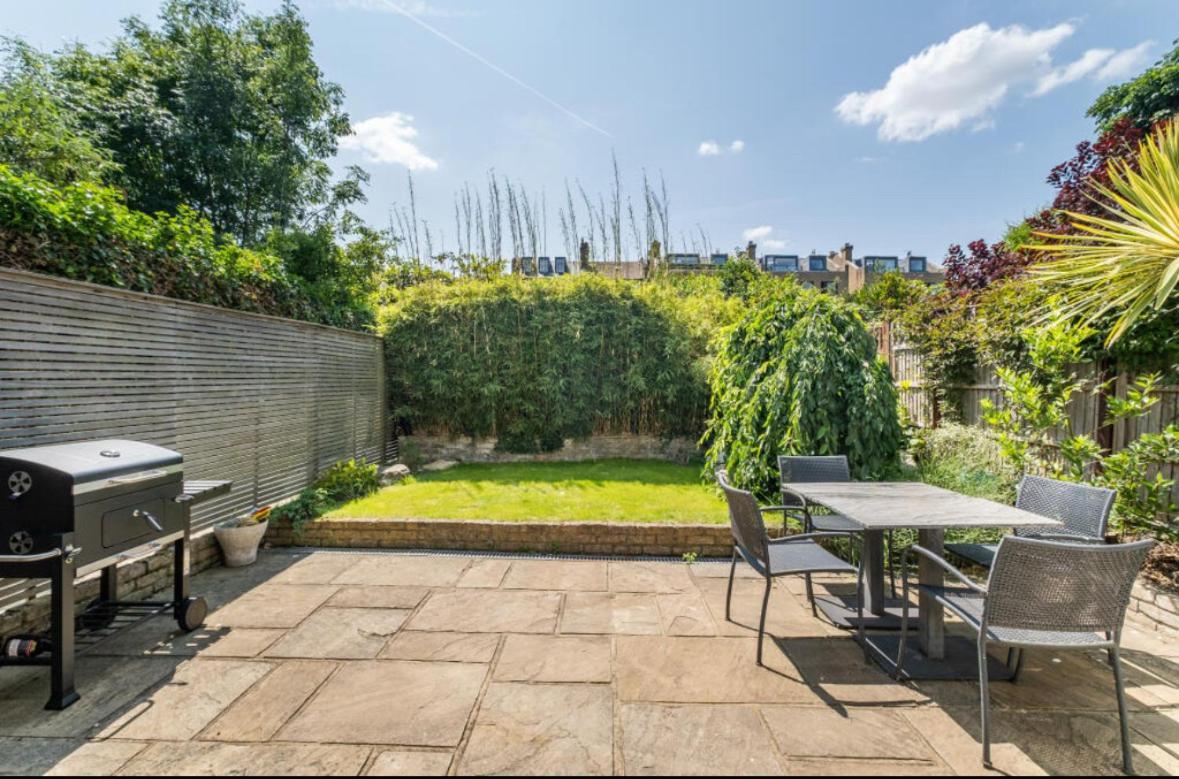Orlando Road Apartment London